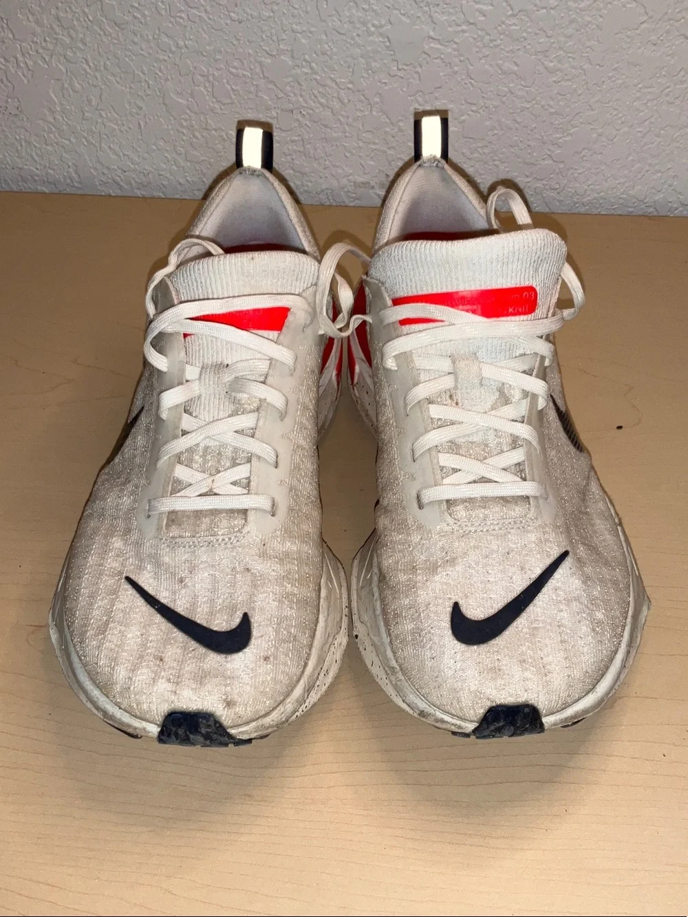 Nike Invincible 3 Running Shoes White Orange Men’s Size 9